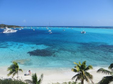 CHRISTMAS IN THE CARIBBEAN .... on a sailing boat
