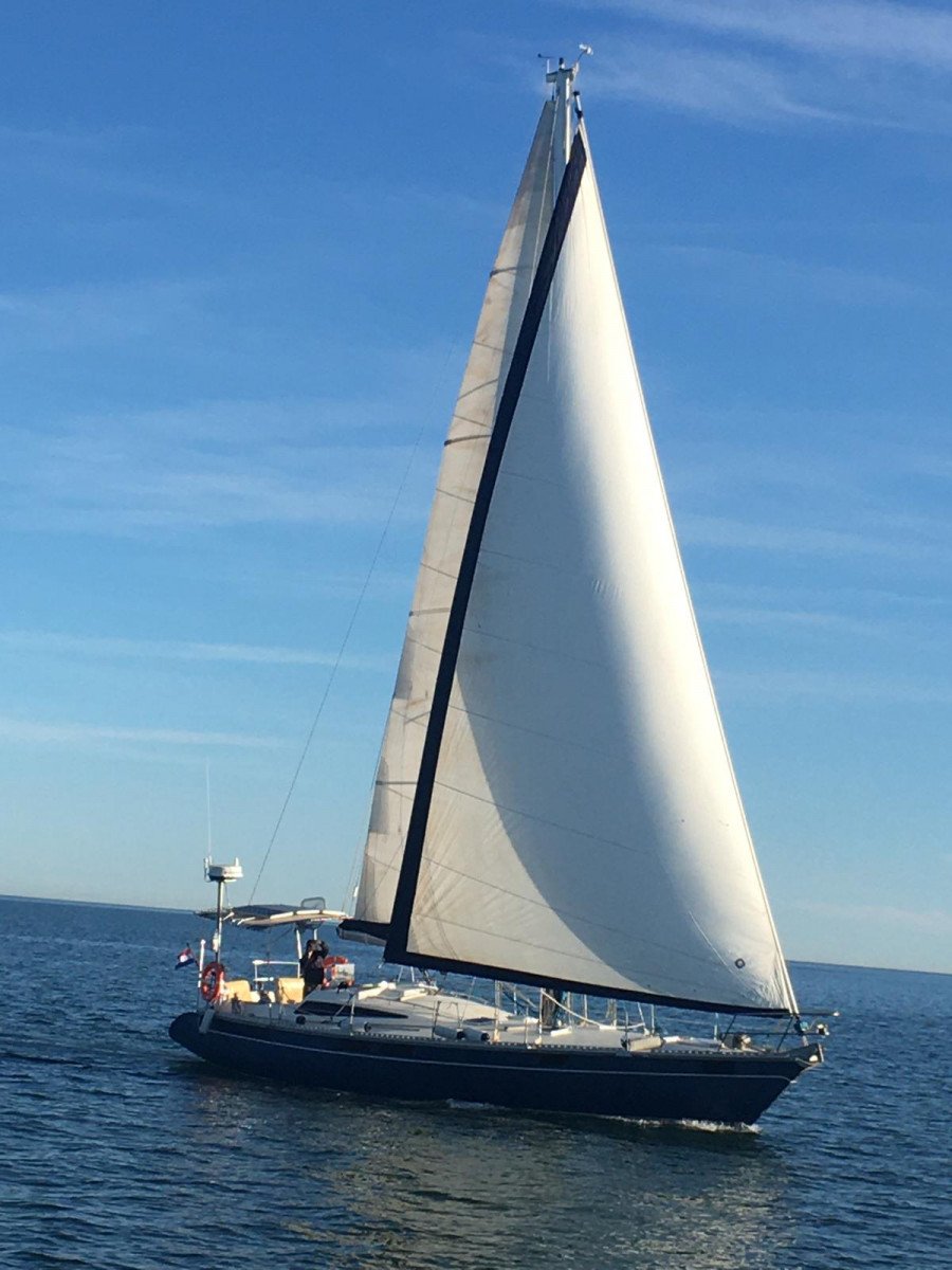 Sailing trip through the Ebro Delta