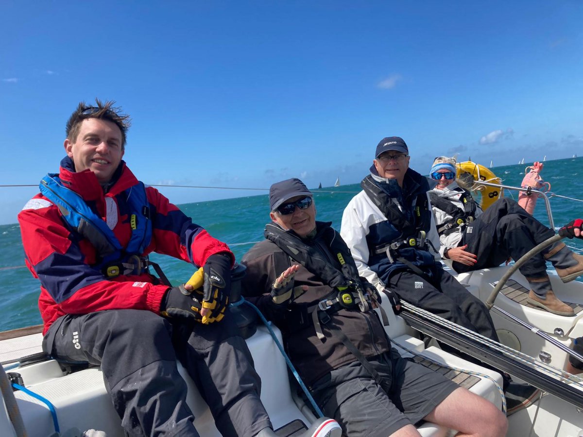 Crociera di miglia da Cork a Hamble