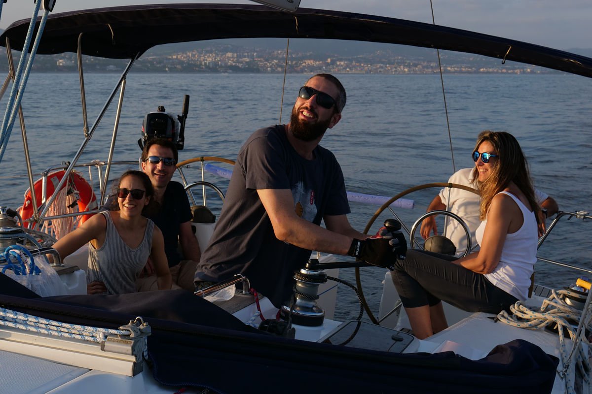 Montjuic Leuchtturm vom Meer