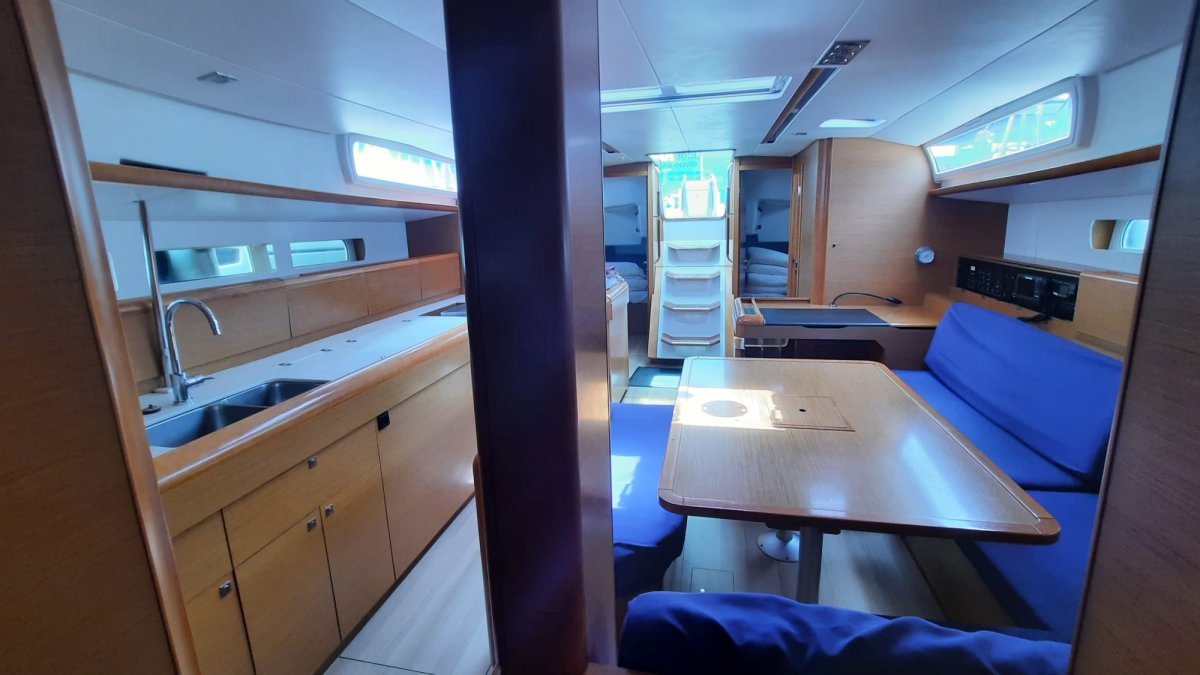 Segelboot - Jeanneau - 14 {{i18n.capacity}}