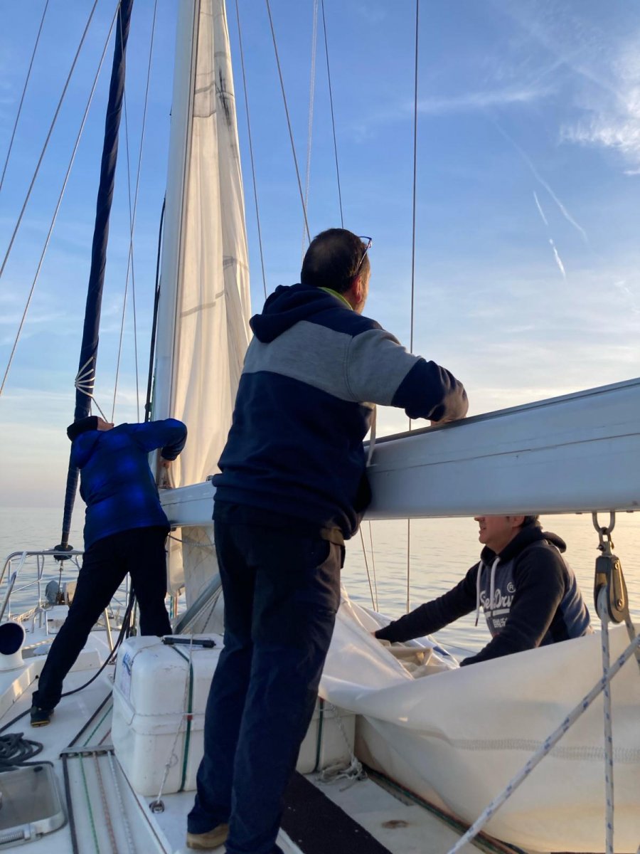 Sailing School for Beginners