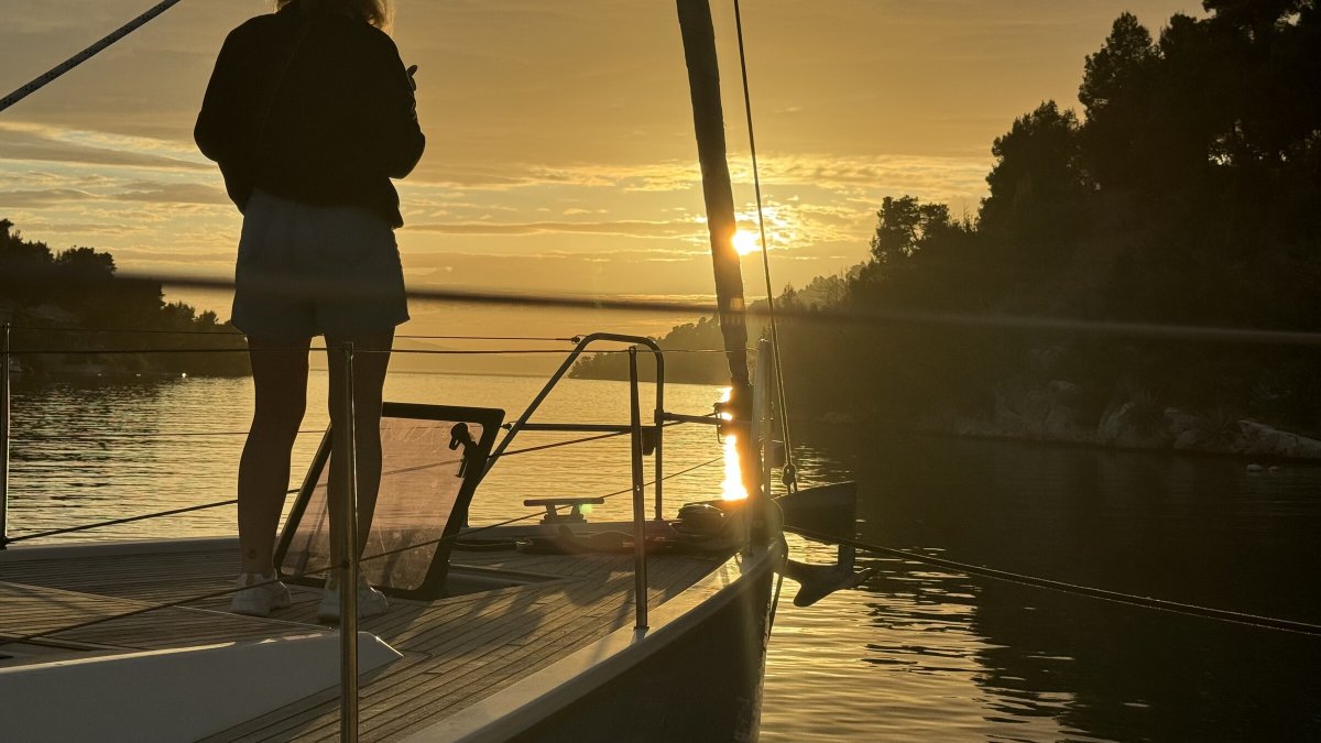 Learn to sail on a Lisbon to Brest sailing course