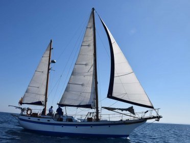 PER course on board in Alicante with all practices included