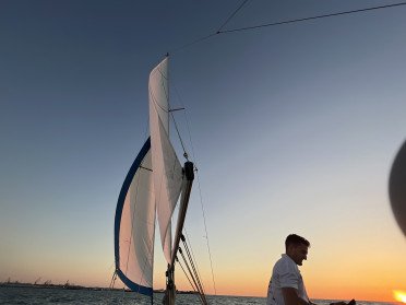 Sail and improve as a skipper in Cádiz