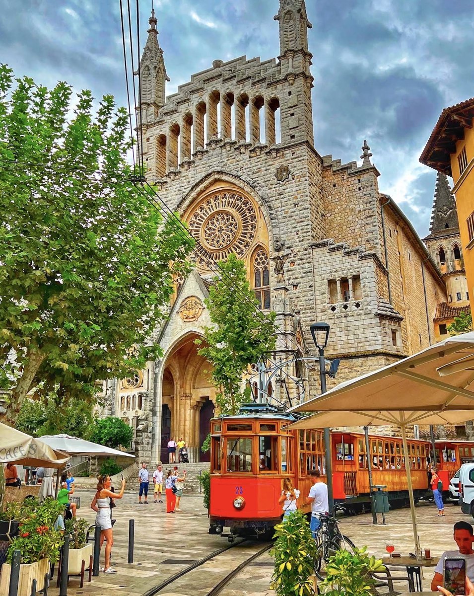 Sailing Adventure from Rome to Mallorca