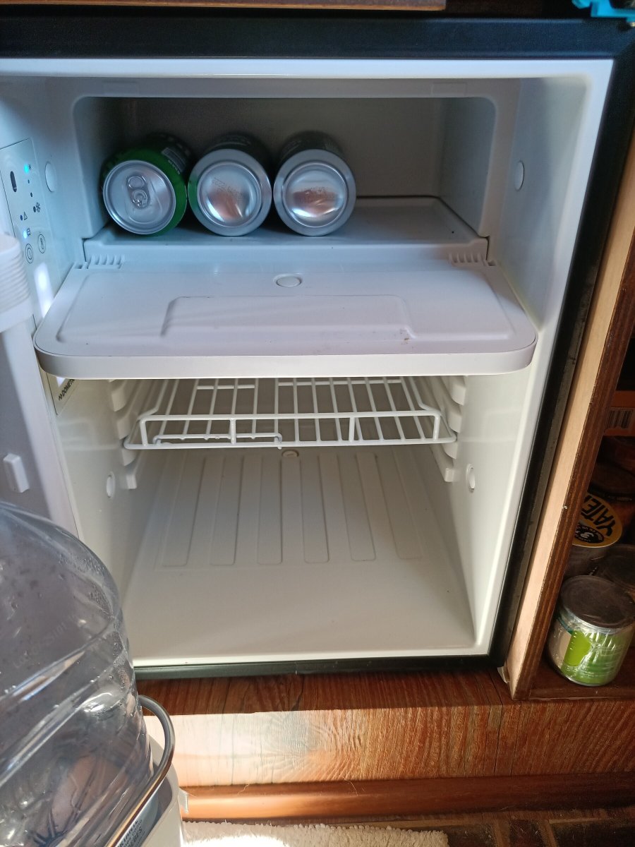 Segeltörn entlang der Nordküste Menorcas.