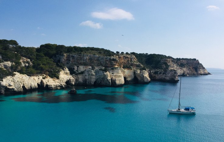 Minorca in barca a vela per promuovere il turismo sostenibile