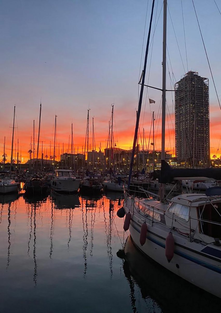 Erkunden Sie Barcelonas Küsten mit dem Segelboot