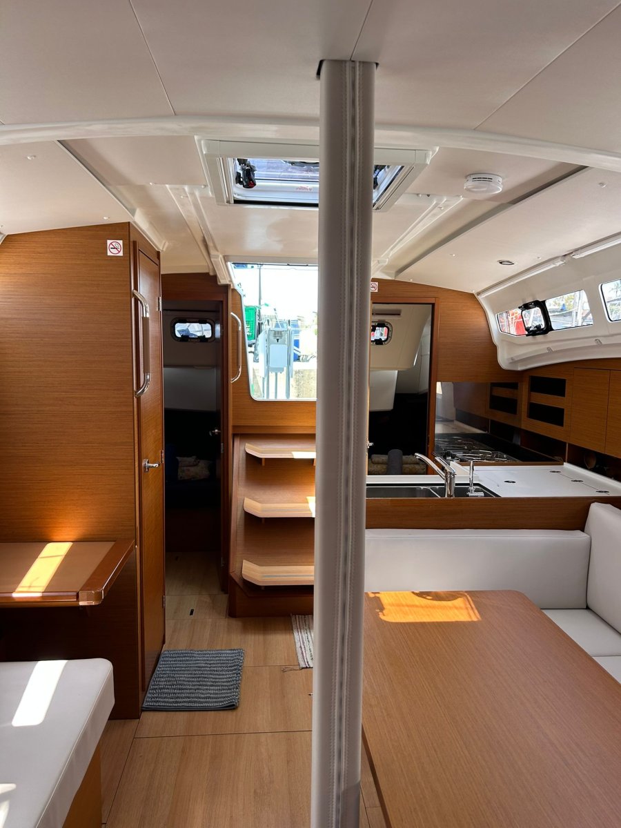 Velero - Jeanneau - 11.2 metros