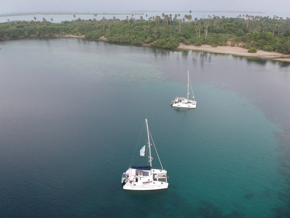 Aventura en mar abierto con nuestros barcos