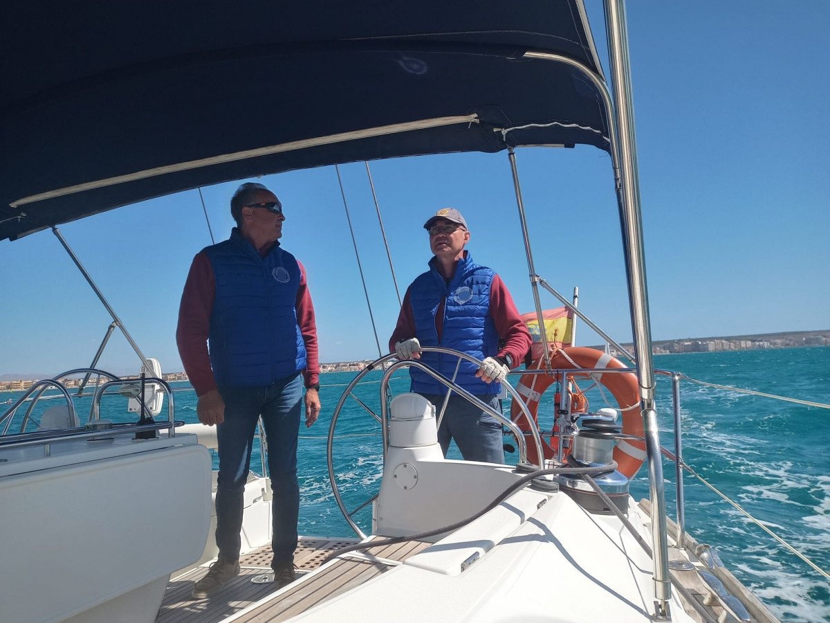 6440bb32748cb5.97048219