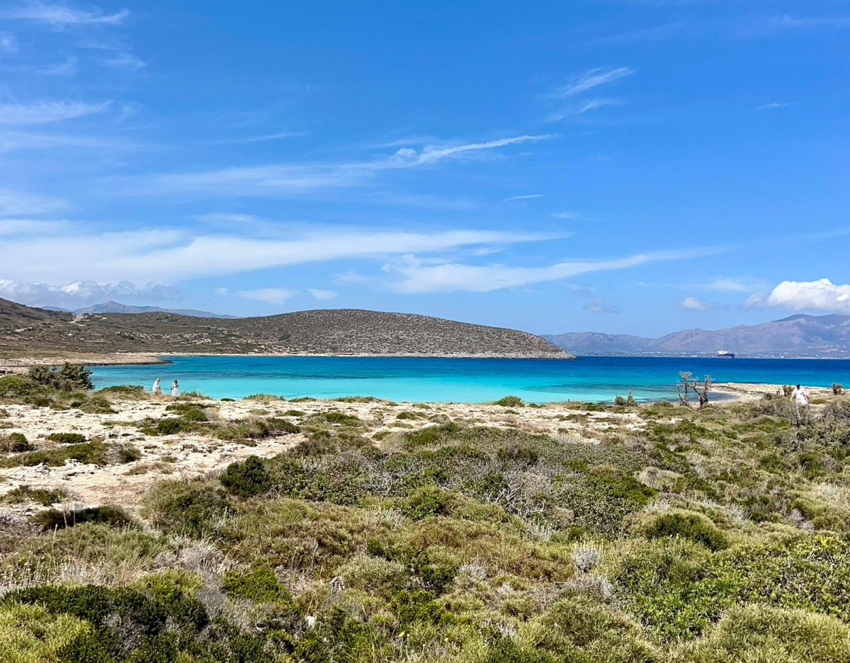 A unique travel experience with hostess on board