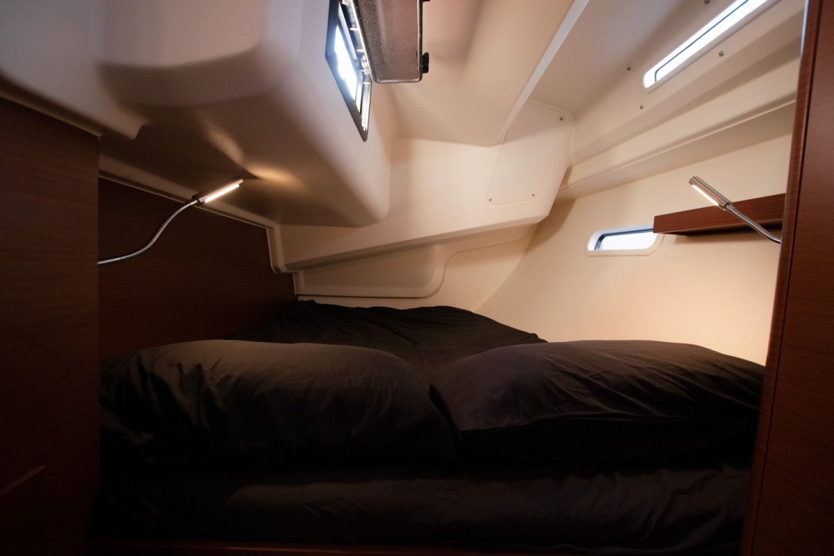 Velero - Hanse - 11 metros