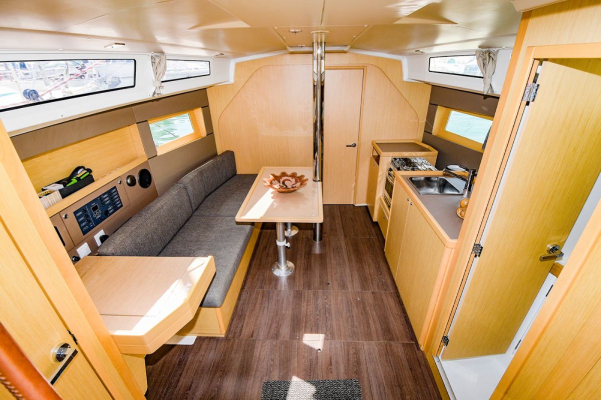 Travel the Mediterranean and improve your sailing skills