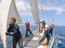Fin de semana en un barco desde Valencia, descubre la vela