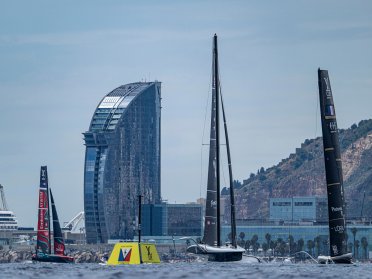 Ve la America's Cup en Barcelona desde un velero