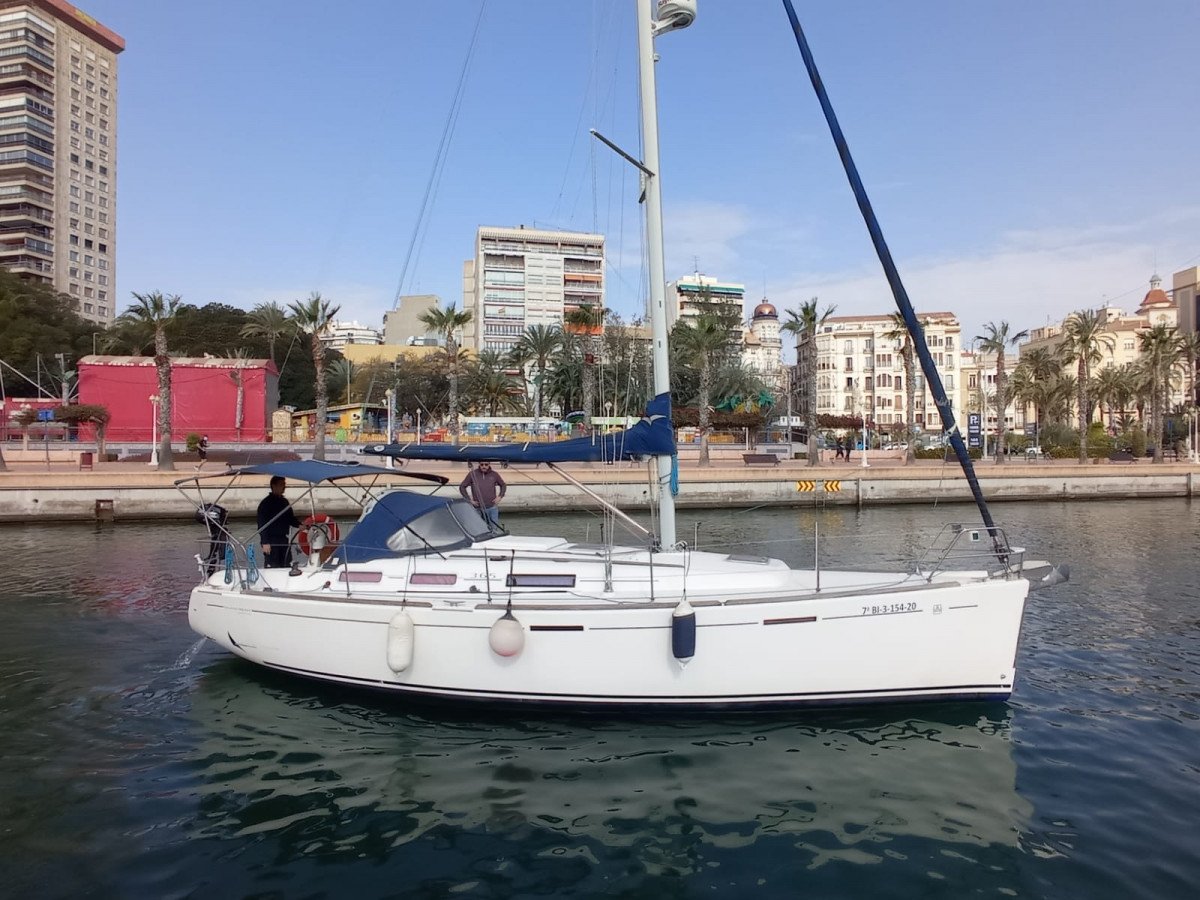 Dufour Yachts - 10.87 metros