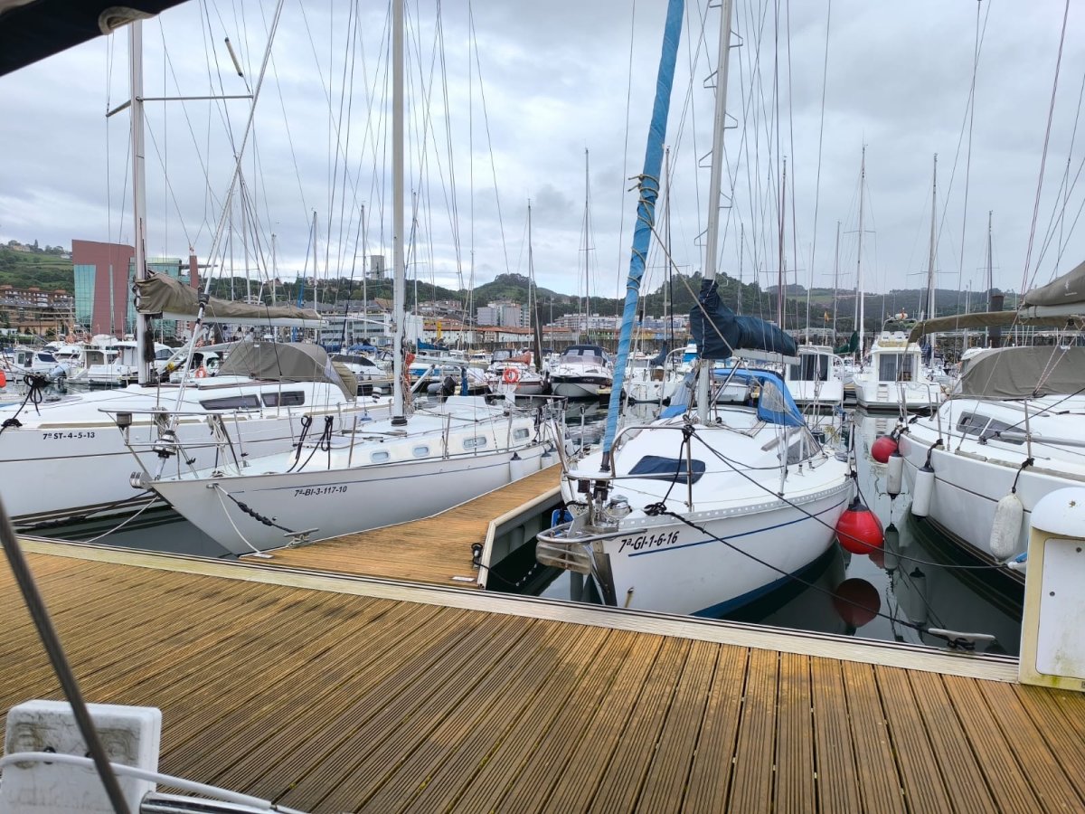 Navigazione in barca a Getxo