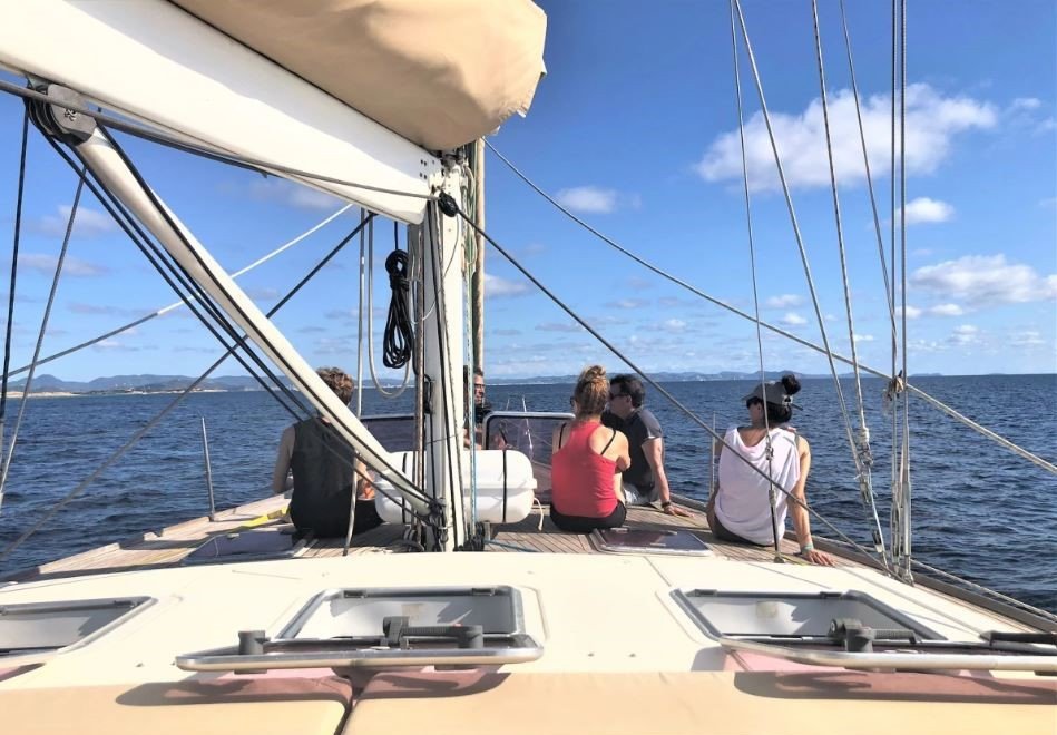 Crucero en Velero Grande por Menorca desde Mallorca