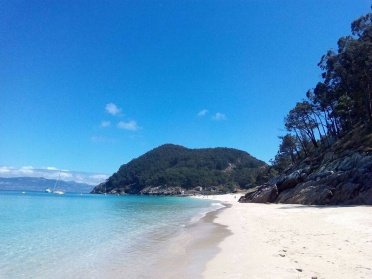 Excursión en velero a las Islas Cíes