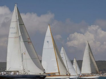 Take part in the IX Classic Sailing Costa Brava regatta from Estartit