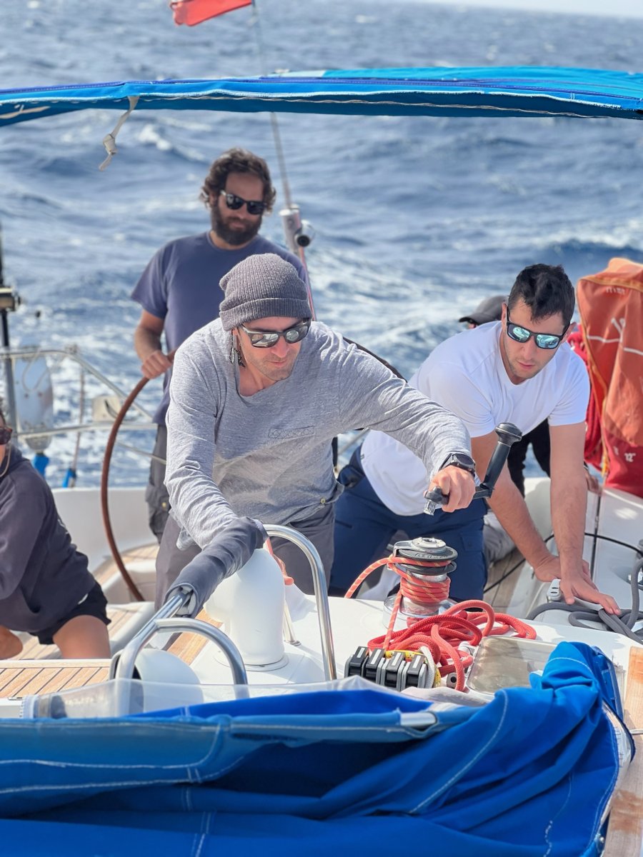 Imparare tecniche di navigazione avanzate nel nostro viaggio in alto mare