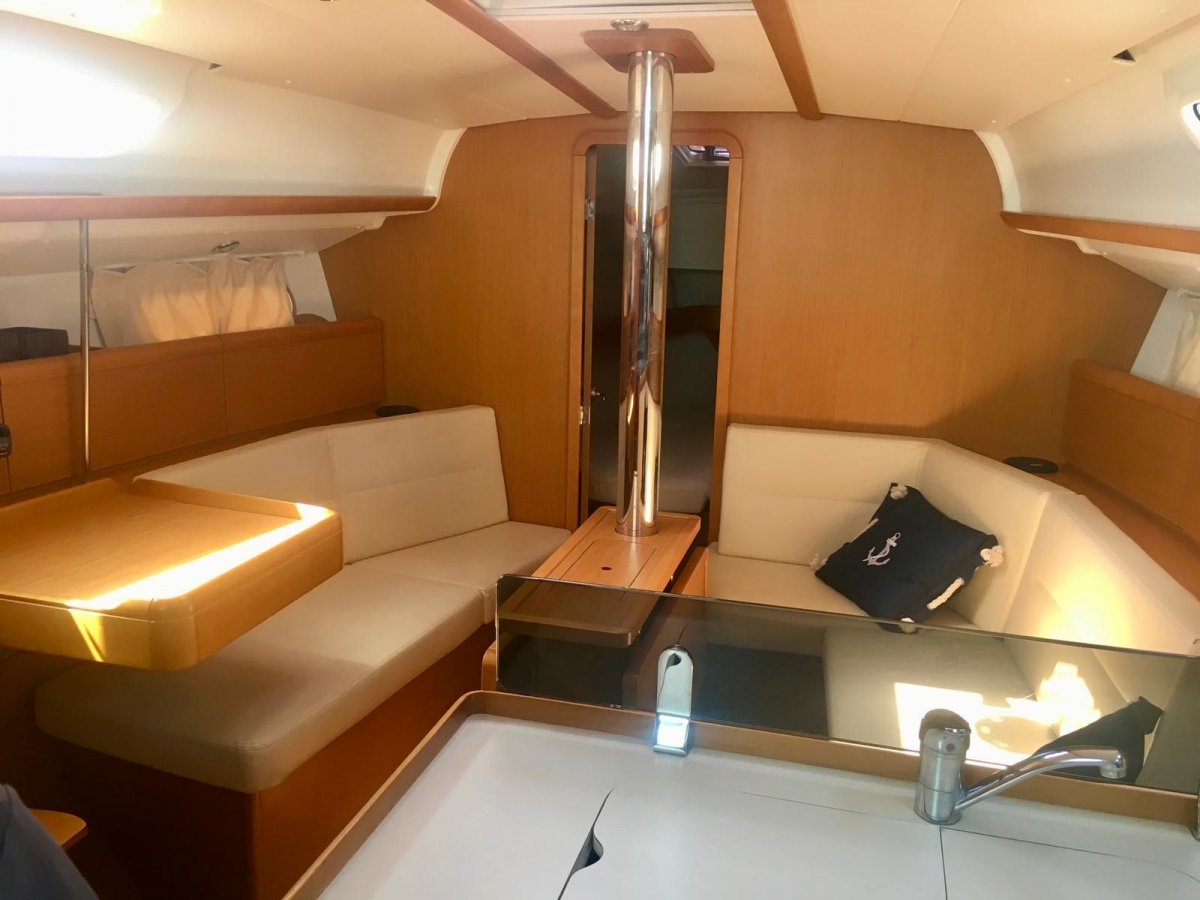 Velero - Jeanneau - 11 metros