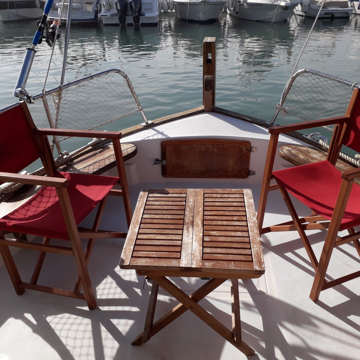 Disfrutar de la belleza natural de la Costa del Garraf en un llaut