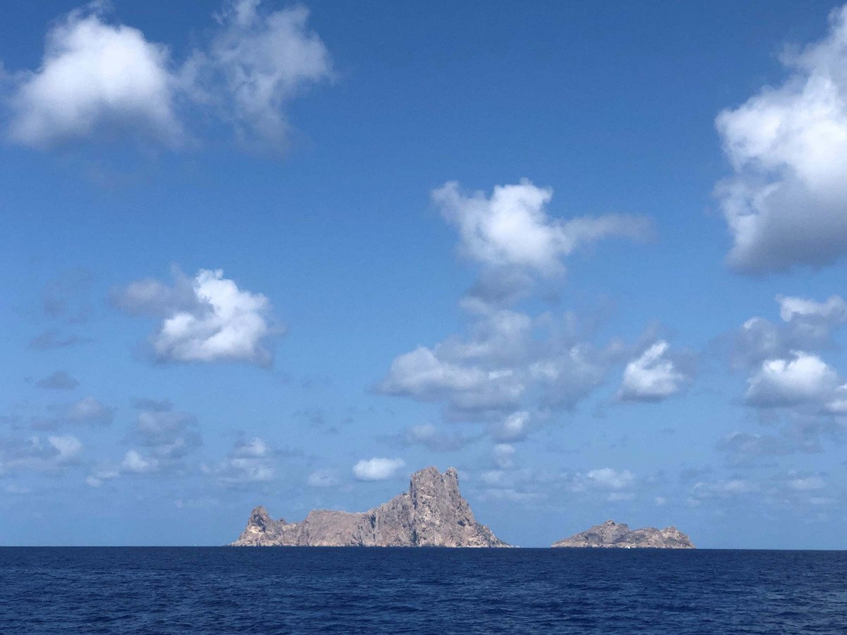 Godersi la bellezza naturale delle Baleari in barca a vela