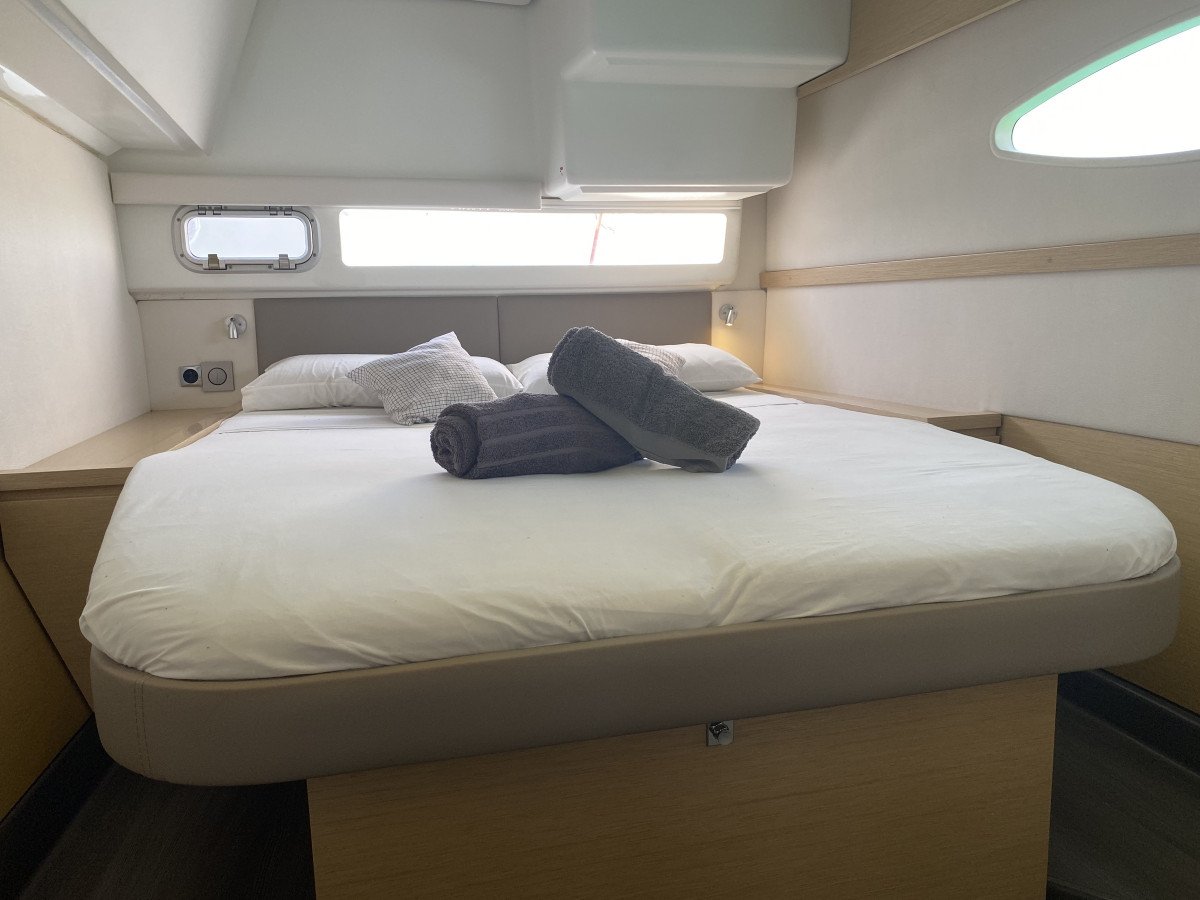 Travel to exotic destinations by boat