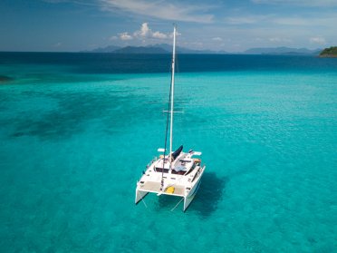 Vacaciones en catamarán por la isla de Koh Chang en Tailandia