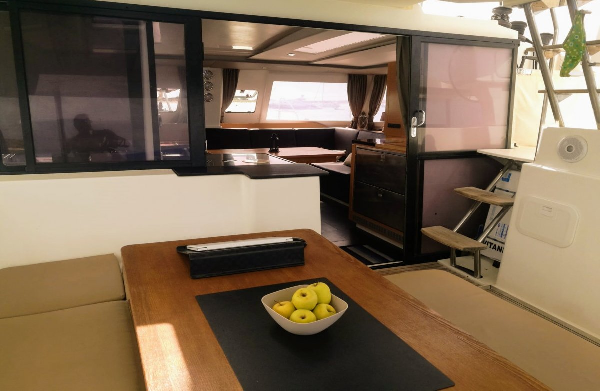 Catamaran - Fountaine - 12 people