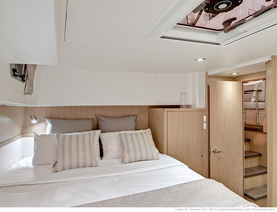 Barca a vela - Cata - Lagoon 390