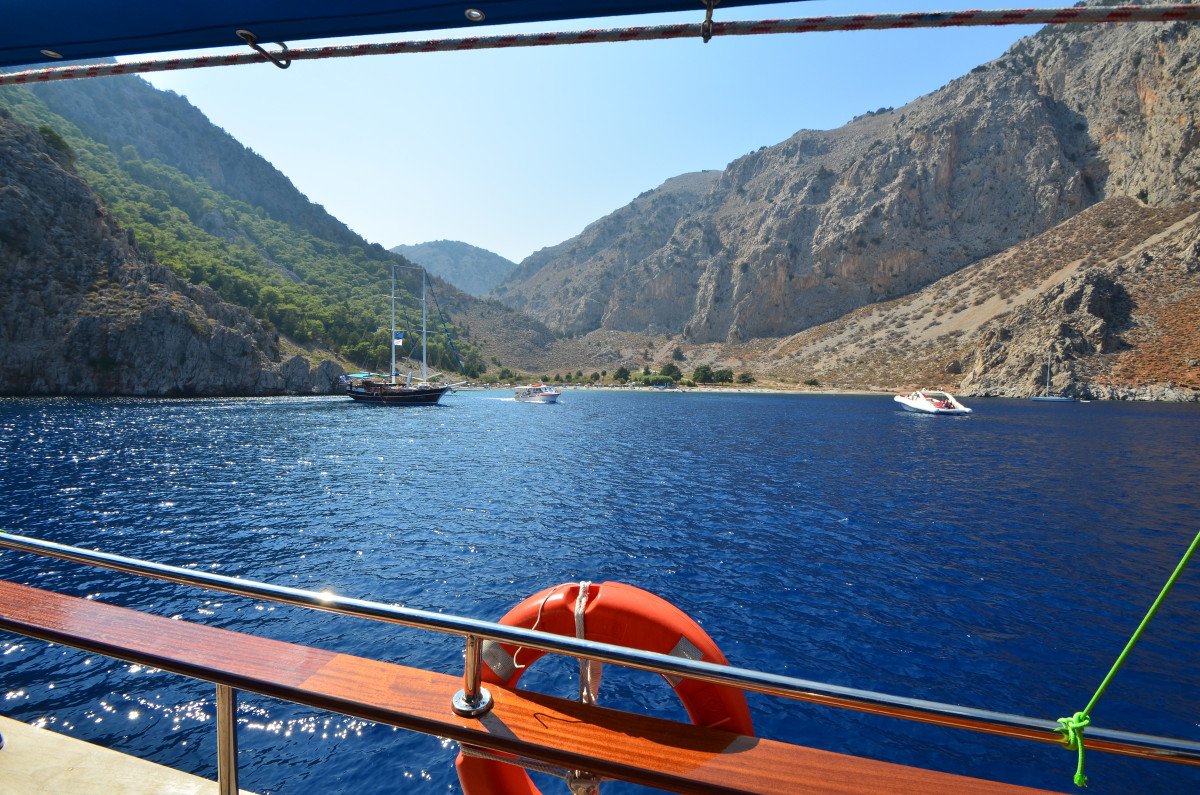 Giro in barca lungo la costa della Turchia