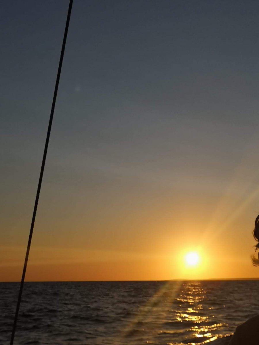 Atardecer en un velero