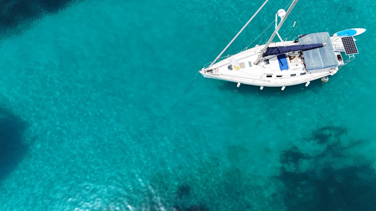 Impara a navigare attraverso le isole Baleari da Barcellona