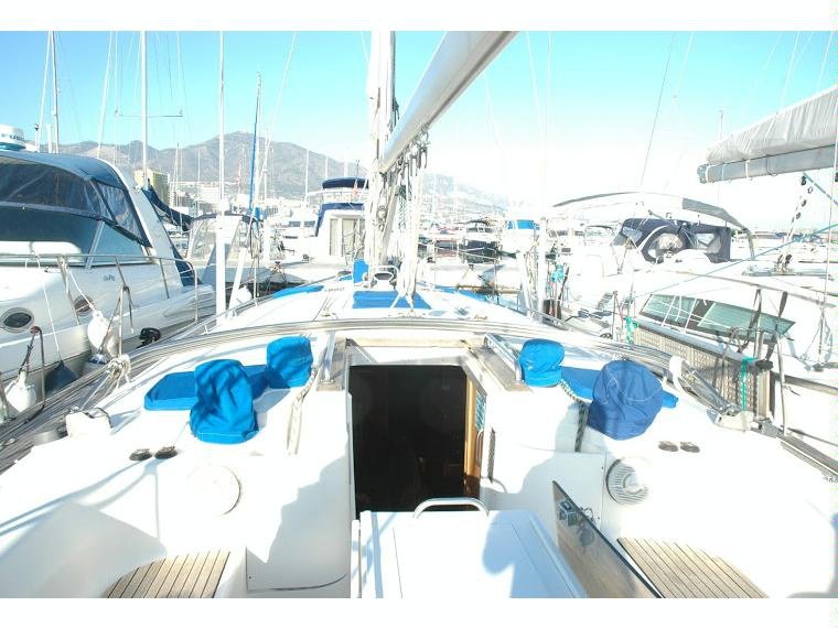 Bavaria Yachts - 2000