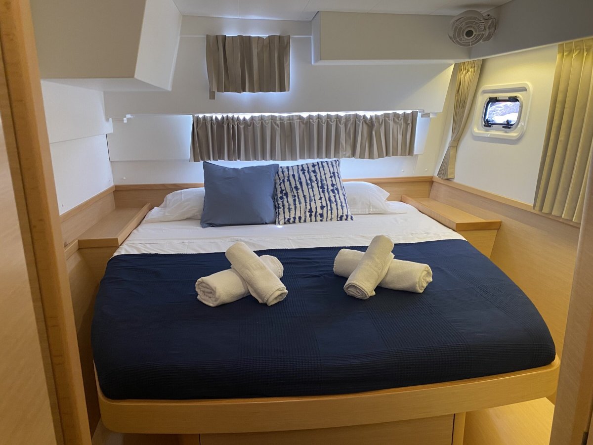 Lagoon - 12.8 metros