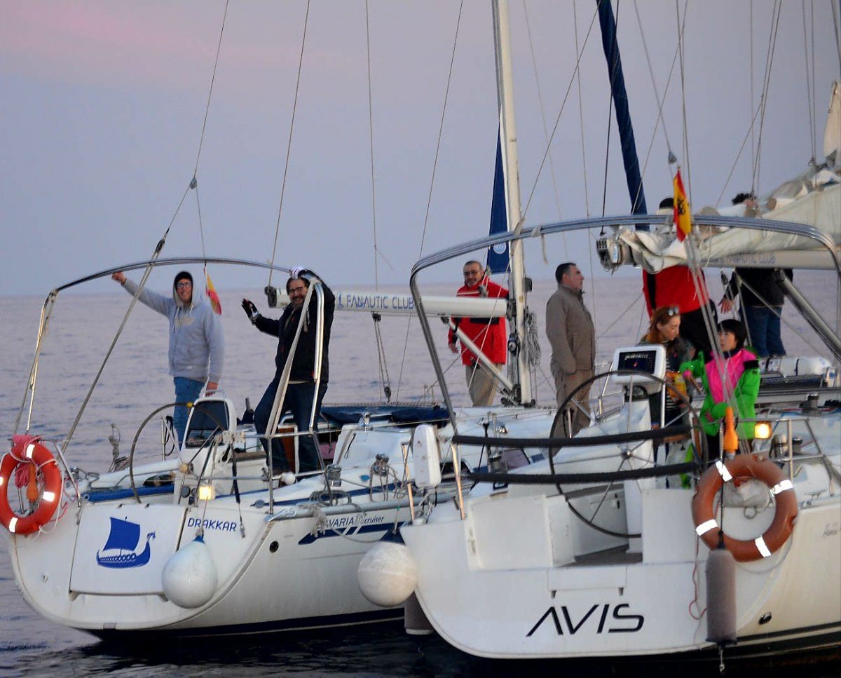 Learn sailing in a weekend in Valencia