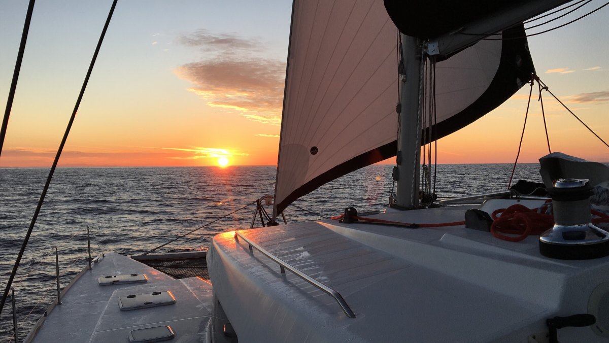 Sailing course from Syracuse to Carloforte