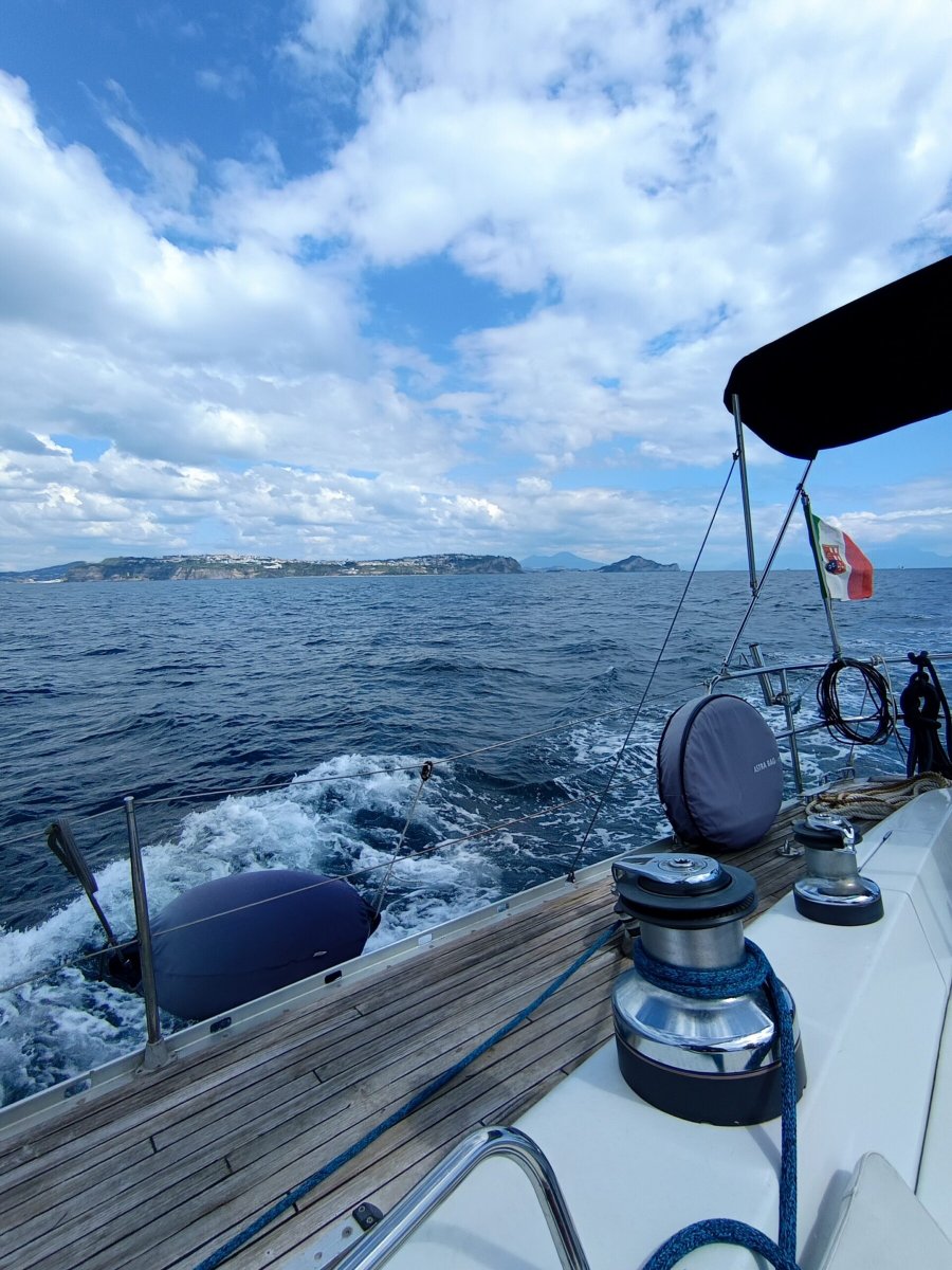 Comar Yachts - 3 {{i18n.baths}}