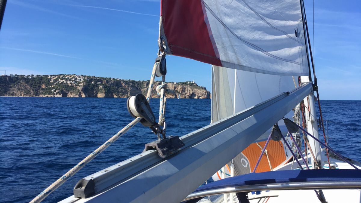 Navigazione lungo la costa valenciana