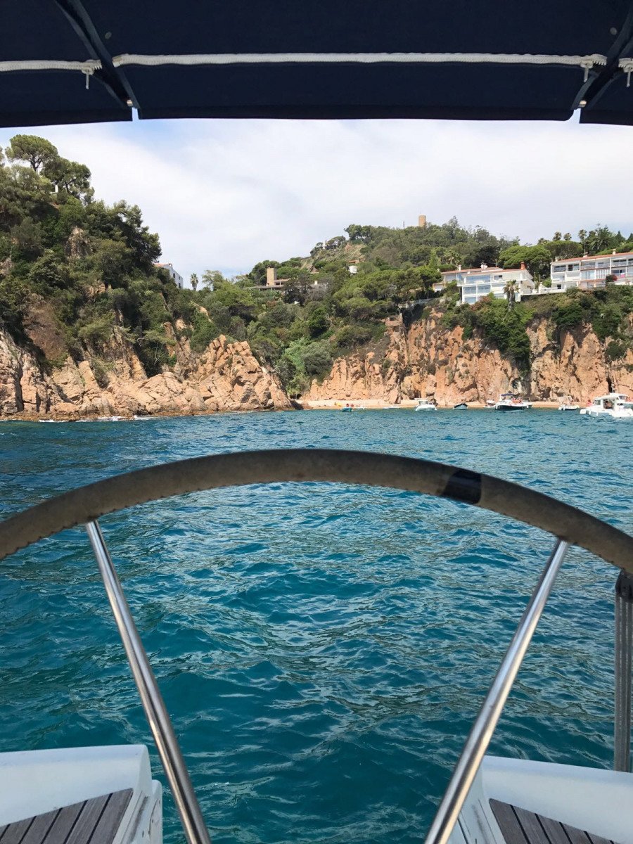 Viaje en Barco y Curso de Navegación en Blanes