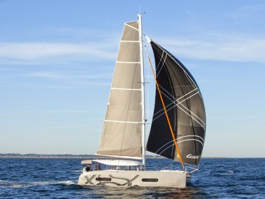 Navega y disfruta 4 horas en Ibiza