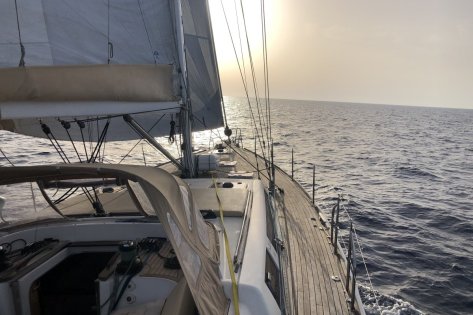 Navegación en Gran Velero por Ibiza, Formentera y Columbretes desde Valencia