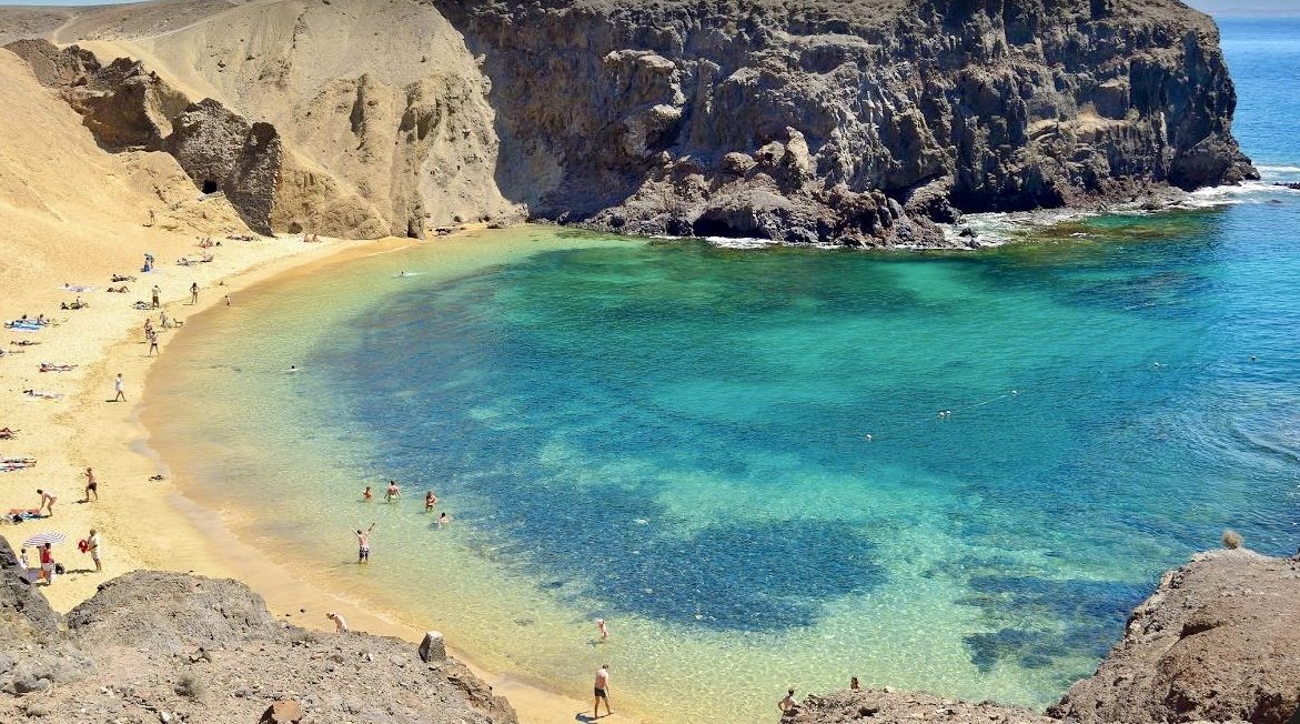 Viaggia in catamarano attraverso le isole della Macaronesia