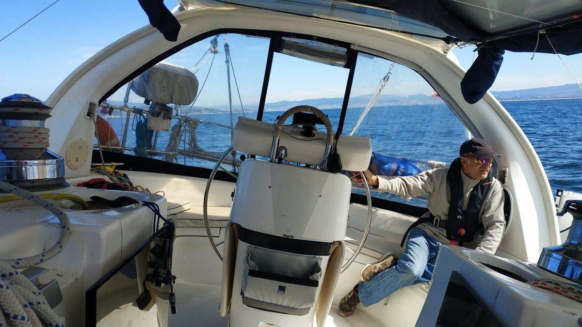 Hunter Marine - 10 personas