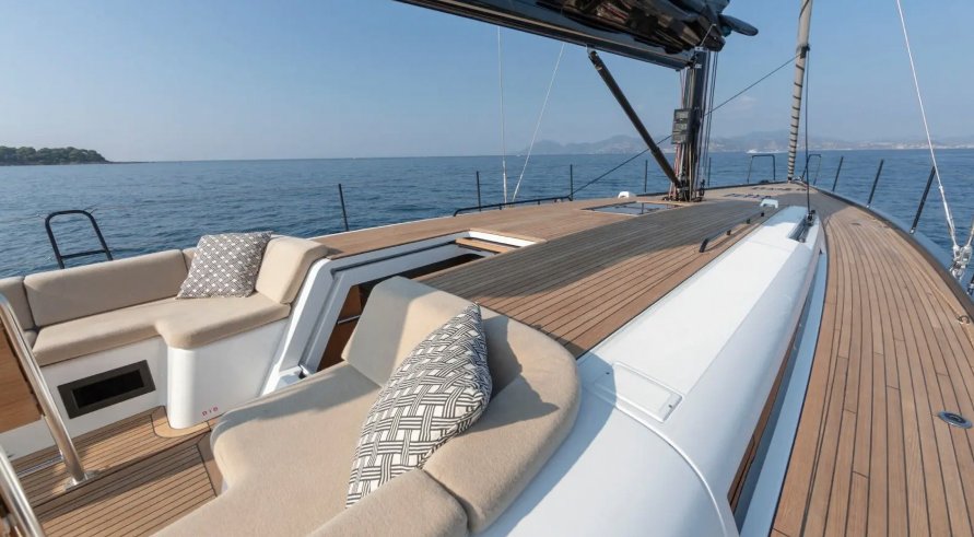 Sailboat - Bénéteau - 16.15 meters