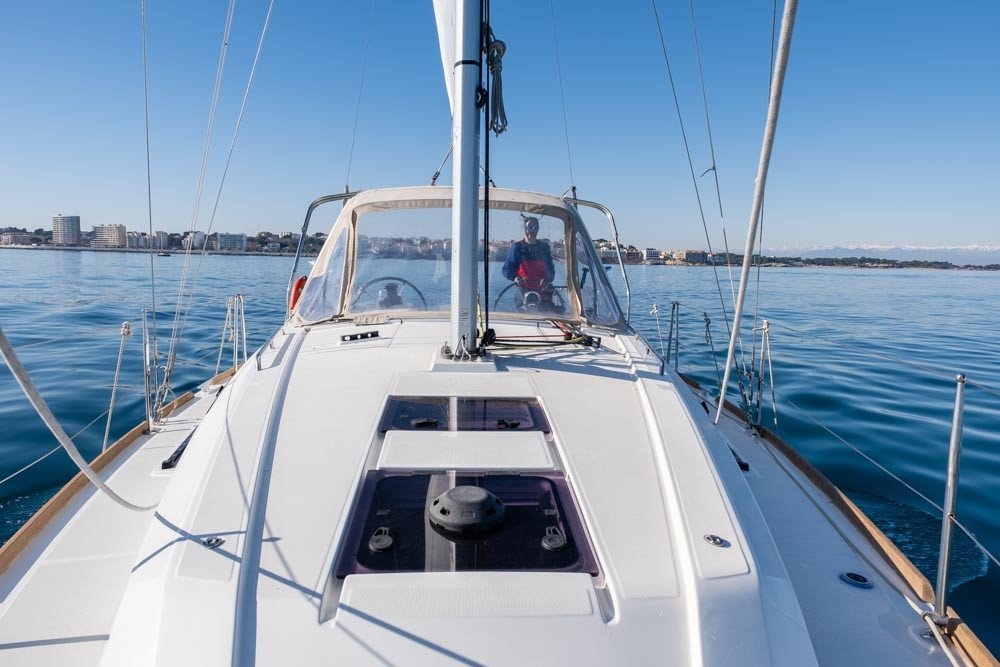 Lernen Sie in Barcelona zu segeln